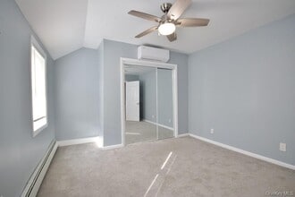 204 Myrtle Ave in Mahopac, NY - Building Photo - Building Photo