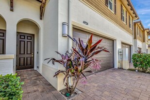 4924 Pointe Midtown Way in Palm Beach Gardens, FL - Building Photo
