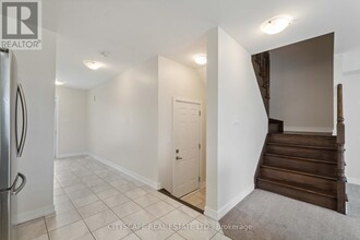 148 Esther Cres in Thorold, ON - Building Photo - Building Photo