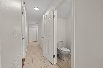 5115 E 11th St in Panama City, FL - Foto de edificio - Building Photo