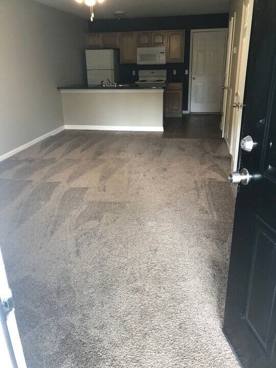 36 Glass Rd in La Fayette, GA - Building Photo