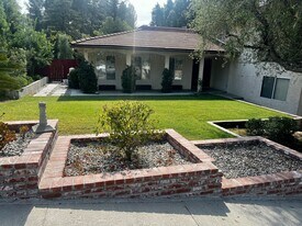 12442 Daryl Ave in Los Angeles, CA - Building Photo