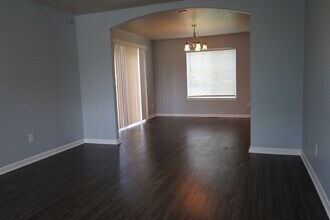 4316 NE 58th Cir in Vancouver, WA - Foto de edificio - Building Photo