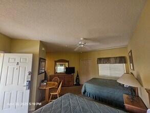 8340 Mulligan Cir in Port St. Lucie, FL - Building Photo - Building Photo