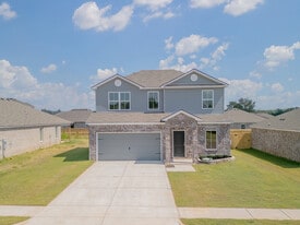 235 Faded Rose Ln in Toney, AL - Building Photo