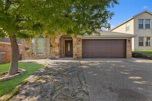 9909 Peregrine Trail in Fort Worth, TX - Building Photo