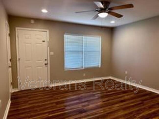 113 Alverado Dr in Long Beach, MS - Building Photo - Building Photo