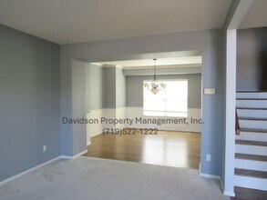 745 Herbglen Ct in Colorado Springs, CO - Building Photo - Building Photo