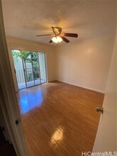 2407 Tusitala St in Honolulu, HI - Building Photo - Building Photo