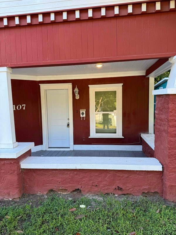 105-107 E Hull St in Denison, TX - Building Photo - Building Photo