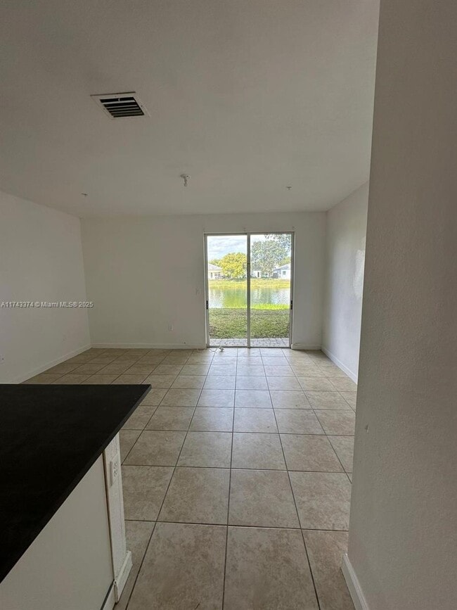 2819 SE 1st Dr in Homestead, FL - Building Photo - Building Photo