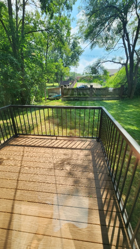 8054 Ortonville Rd in Clarkston, MI - Building Photo - Building Photo