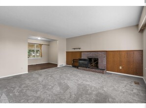 34518 Kent Ave in Abbotsford, BC - Building Photo - Building Photo