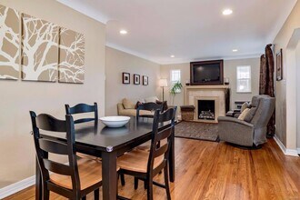 1240 Cherry St in Denver, CO - Building Photo - Building Photo