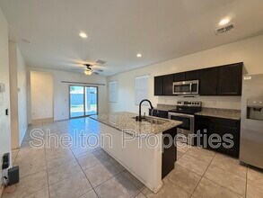 25681 W Desert Dr in Buckeye, AZ - Building Photo - Building Photo