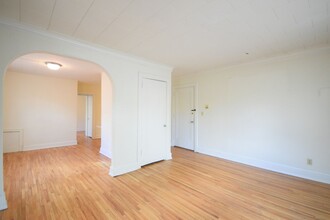 1664 Randolph Ave in St. Paul, MN - Building Photo - Interior Photo