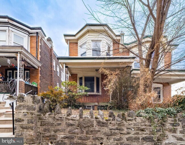 132 Lauriston St in Philadelphia, PA - Building Photo - Building Photo