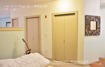 1410 E Pine St-Unit -#W208 in Seattle, WA - Building Photo - Building Photo