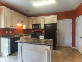 12945 Garden Creek Ln in Northport, AL - Building Photo - Building Photo