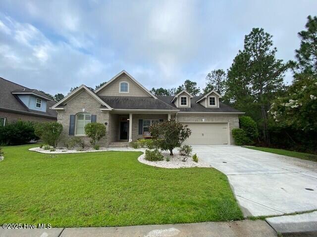 1333 Garden Springs Ct in Leland, NC - Foto de edificio