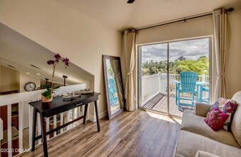 2012 NE 33rd Ln in Cape Coral, FL - Building Photo - Building Photo