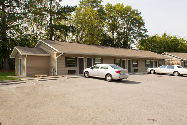 Park Springs Apartments in Rossville, GA - Building Photo - Building Photo