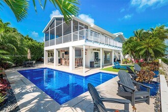 195 Kahiki Dr in Tavernier, FL - Building Photo - Building Photo