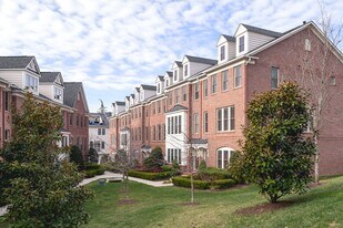 2638 S Kenmore Ct in Arlington, VA - Building Photo