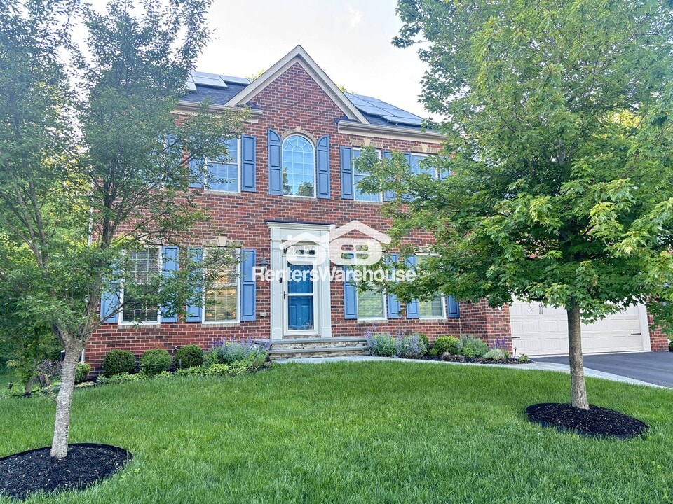 5063 Bending Sky Way in Ellicott City, MD - Building Photo