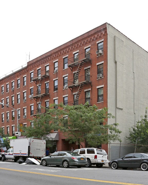 2518-2522 Frederick Douglass Blvd in New York, NY - Building Photo