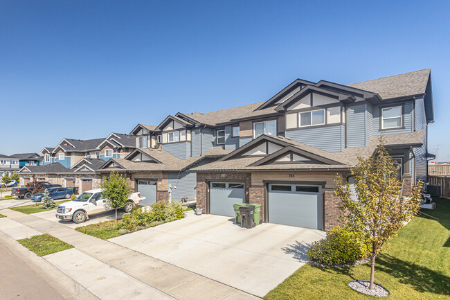 287 Larch Cres