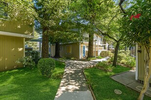 Redwood Landing in Novato, CA - Building Photo
