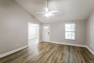 10683 Aquarius Ln in Royal Palm Beach, FL - Building Photo - Building Photo