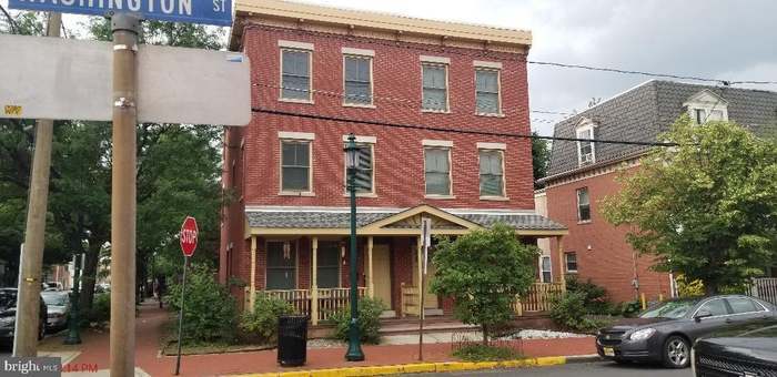 584 Washington St in Camden, NJ - Foto de edificio