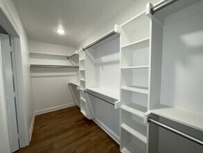 10008 Dayspring Dr in Flint, TX - Building Photo - Building Photo