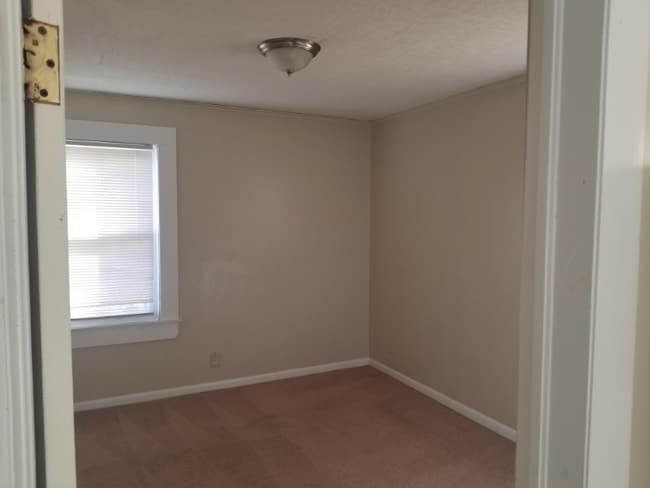 6 Sudbury Ct