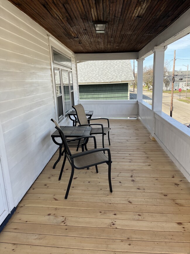 719 W 2nd St, Unit 719 2nd Floor in Erie, PA - Building Photo - Building Photo