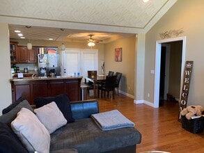 166 Twin Lakes Dr in Vine Grove, KY - Building Photo - Building Photo