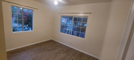 17135 San Jose St in Granada Hills, CA - Building Photo - Building Photo