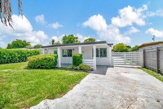 222 SW 14th Ave in Delray Beach, FL - Building Photo - Building Photo