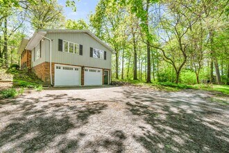 5518 Woodlyn Rd in Frederick, MD - Building Photo - Building Photo