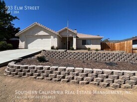 903 Elm St in Tehachapi, CA - Building Photo
