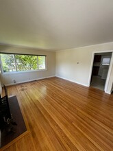 1012 S Delaware St in San Mateo, CA - Building Photo - Building Photo