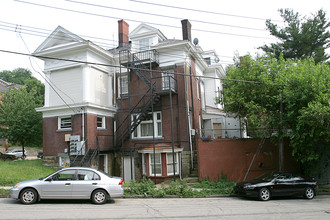 2345 Perrysville Ave in Pittsburgh, PA - Building Photo - Building Photo