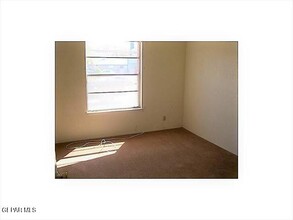 637 White Cliffs Dr in El Paso, TX - Building Photo - Building Photo