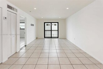 1225 West Ave in Miami Beach, FL - Building Photo - Building Photo