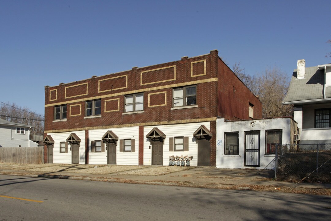 4305 Market St in Louisville, KY - Foto de edificio