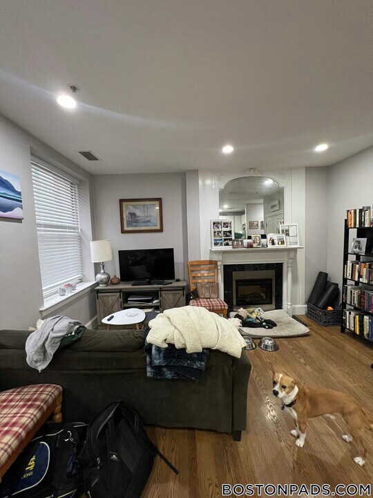 140 Boylston St in Boston, MA - Building Photo