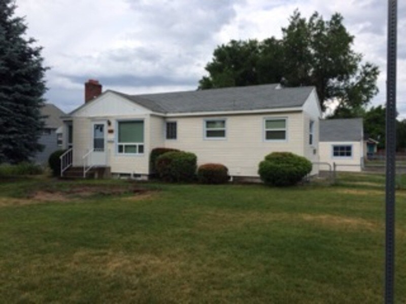 5229 N Washington St in Spokane, WA - Building Photo