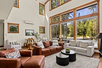 89192 US-26 in Government Camp, OR - Building Photo - Building Photo